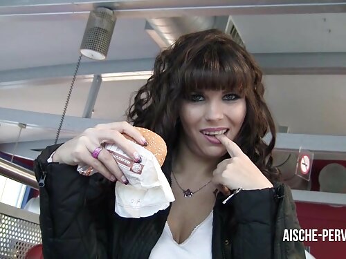 Sexy y desnuda madre ...