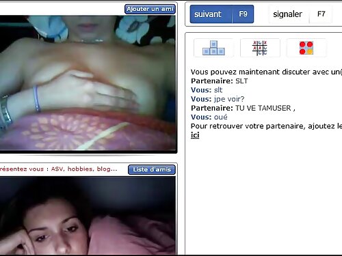 Las chicas frotan su ...