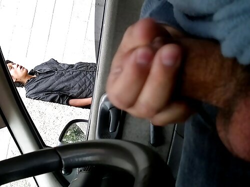 Hombre cachondo papa ...