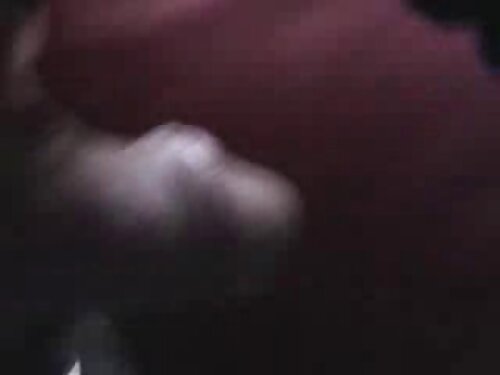 Chica pelirroja riza ...